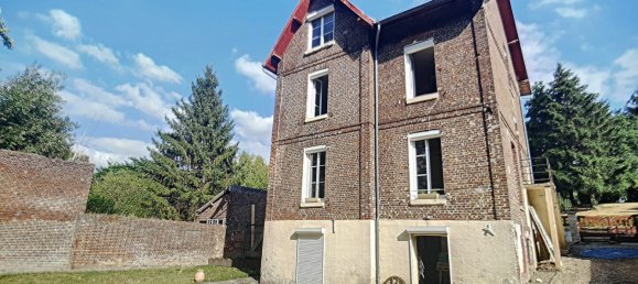 6 bedrooms House in Charmes, France No. 54573 6