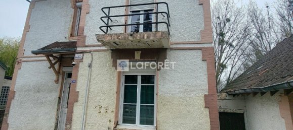 6 bedrooms House in Charmes, France No. 54573 5