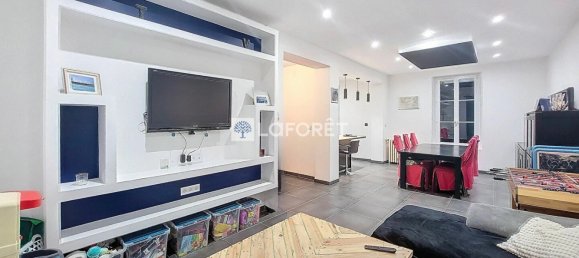 6 bedrooms House in Charmes, France No. 54573 9