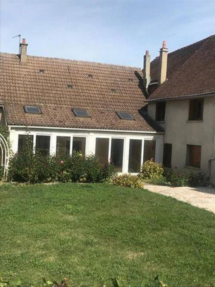 4 Schlafzimmer Haus in Maintenon, France, Nr. 7060