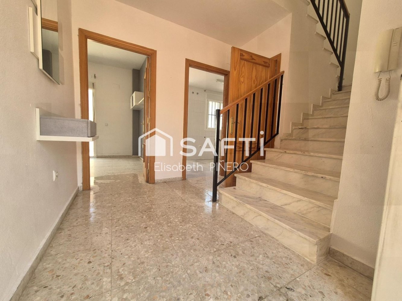 3 غرف نوم تاون هاوس في Lobon, Spain رقم 250477