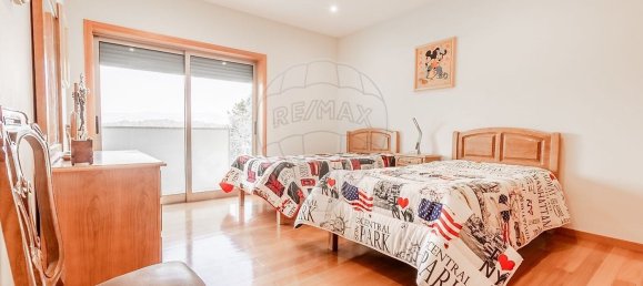 3 bedrooms House in Bico, Portugal No. 180221 11