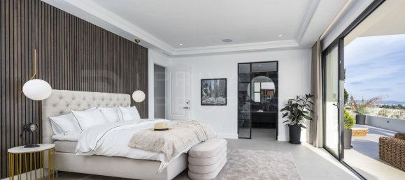 Вилла с 8 спальнями в Малага, Испания № 48456 23