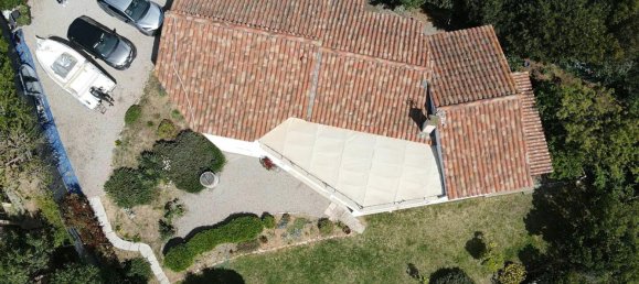 5 bedrooms Villa in Pietrosella, France No. 59920 3