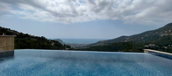 Villa 3+1 in Tepe, Turkey No. 16873 2