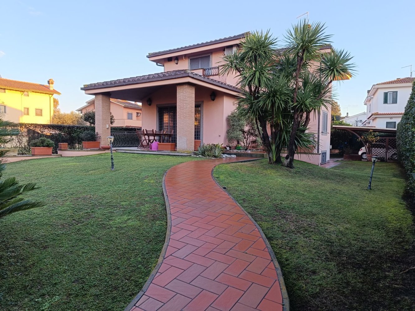 6-salle Villa à Fiumicino, Italy No. 158906