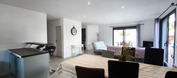 Дом с 3 спальнями в Ле Теш, Франция № 317545 4