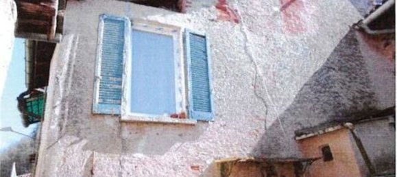 7 rooms House in Cremenaga, Italy No. 92174 14