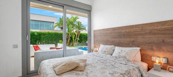 3 bedrooms Villa in Alicante, Spain No. 145826 23