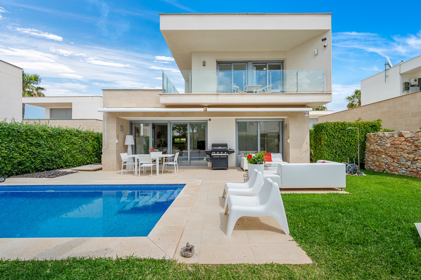 3 bedrooms Villa in Alicante, Spain No. 145826