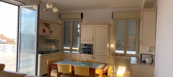 Casa de 6 habitaciónes en San Vito Chietino, Italy No. 254915 10