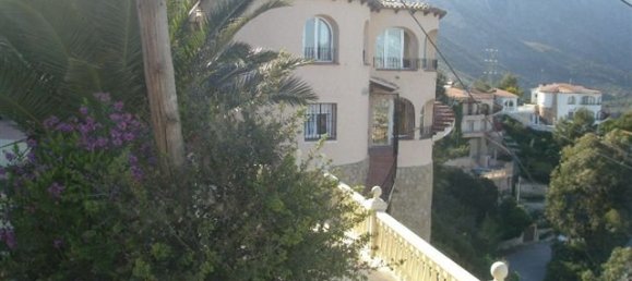 5 bedrooms Villa in Calpe, Spain No. 5338 4