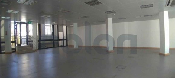 1224m² Building in Vila Real, Portugal No. 70818 3