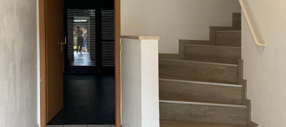 Adosado de 3 dormitorios en Lahn-Dill, Germany No. 225834 2