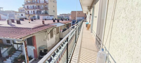 3 rooms Apartment in Casoria, Italy No. 122993 10