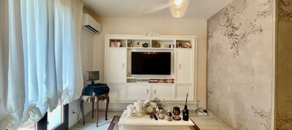 5-Zimmer Haus in Castelfranco di Sotto, Italy, Nr. 164638 4