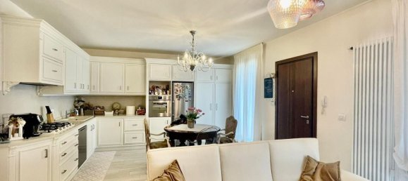 5-Zimmer Haus in Castelfranco di Sotto, Italy, Nr. 164638 6