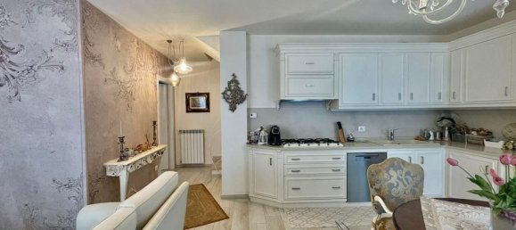5-Zimmer Haus in Castelfranco di Sotto, Italy, Nr. 164638 9