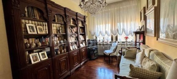 Apartamento de 2 dormitorios en Parma, Italy No. 265550 7