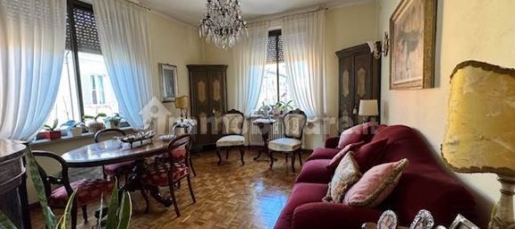 Apartamento de 2 dormitorios en Parma, Italy No. 265550 2
