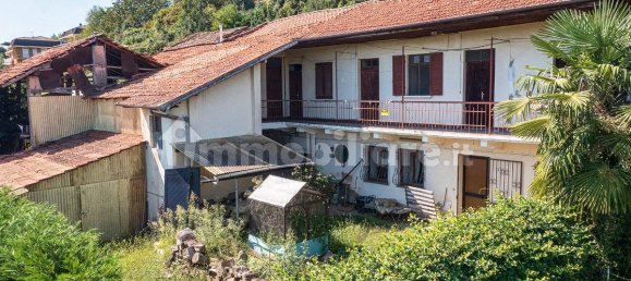 4 غرف نوم منزل في Nebbiuno, Italy رقم 163094 7