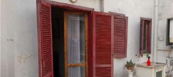 Casa de 5 divisões em Anzio, Italy N.º 198230 8