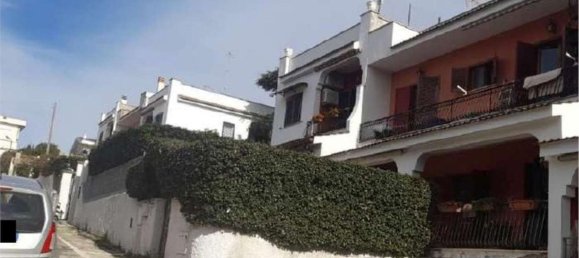 Casa de 5 divisões em Anzio, Italy N.º 198230 34