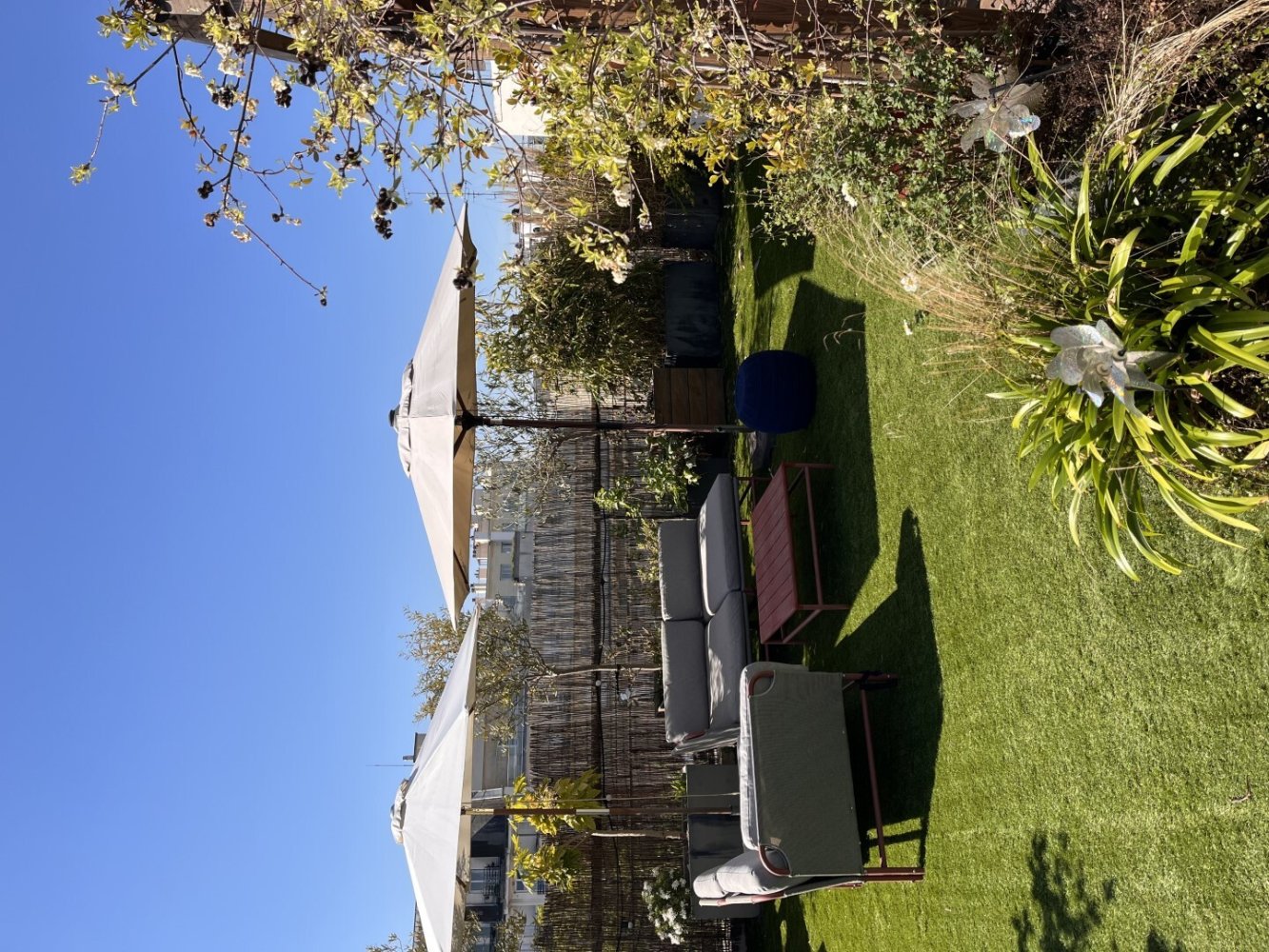 3 bedrooms Apartment in Neuilly-sur-Seine, France No. 291717