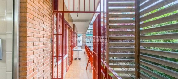 Apartamento de 4 dormitorios en Madrid, Spain No. 190935 9