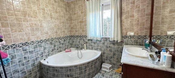 3 bedrooms Villa in Mutxamel, Spain No. 128278 17