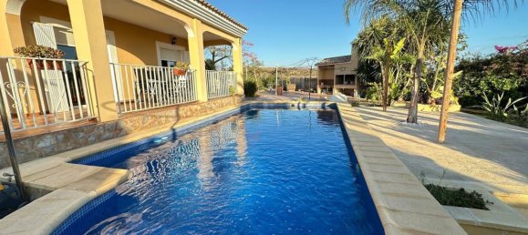 3 bedrooms Villa in Mutxamel, Spain No. 128278 4