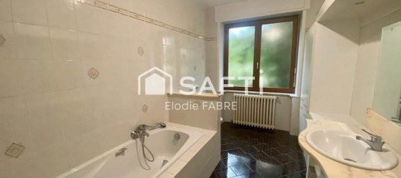 3 bedrooms House in Hagondange, France No. 76261 9