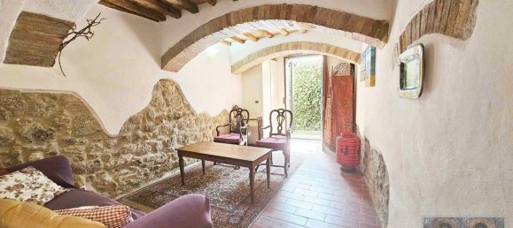 2 bedrooms Apartment in San Gimignano, Italy No. 294 3