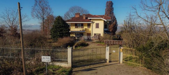8 rooms Villa in Poirino, Italy No. 25235 11