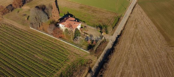 8 rooms Villa in Poirino, Italy No. 25235 9