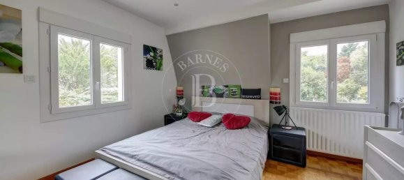 4 bedrooms House in Jouy-en-Josas, France No. 172536 29