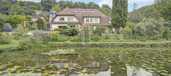 4 bedrooms House in Jouy-en-Josas, France No. 172536 2