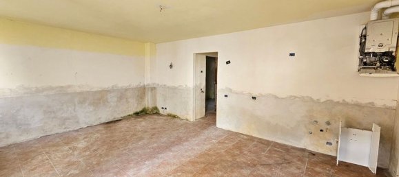 72m² Commercial property in Auronzo di Cadore, Italy No. 176974 2