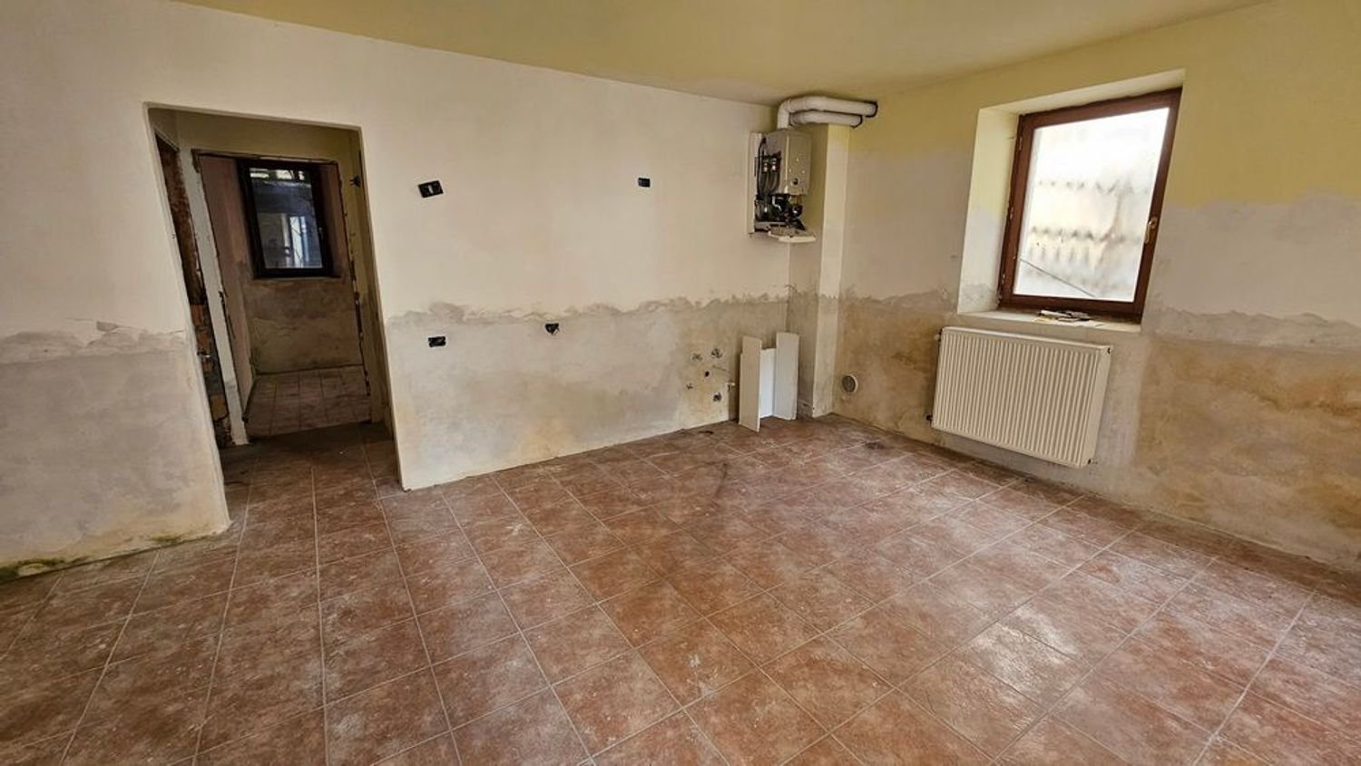 72m² Commercial property in Auronzo di Cadore, Italy No. 176974