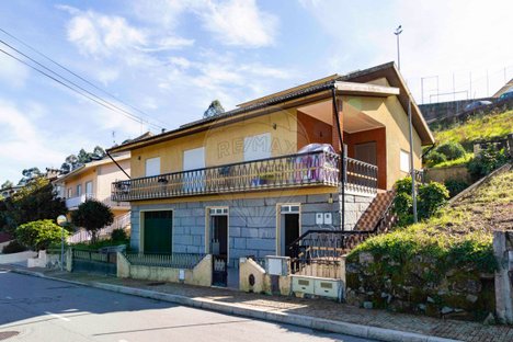 Дом с 3 спальнями в Созелу, Португалия № 185580