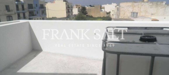 3 bedrooms Penthouse in Burmarrad, Malta No. 9789 5