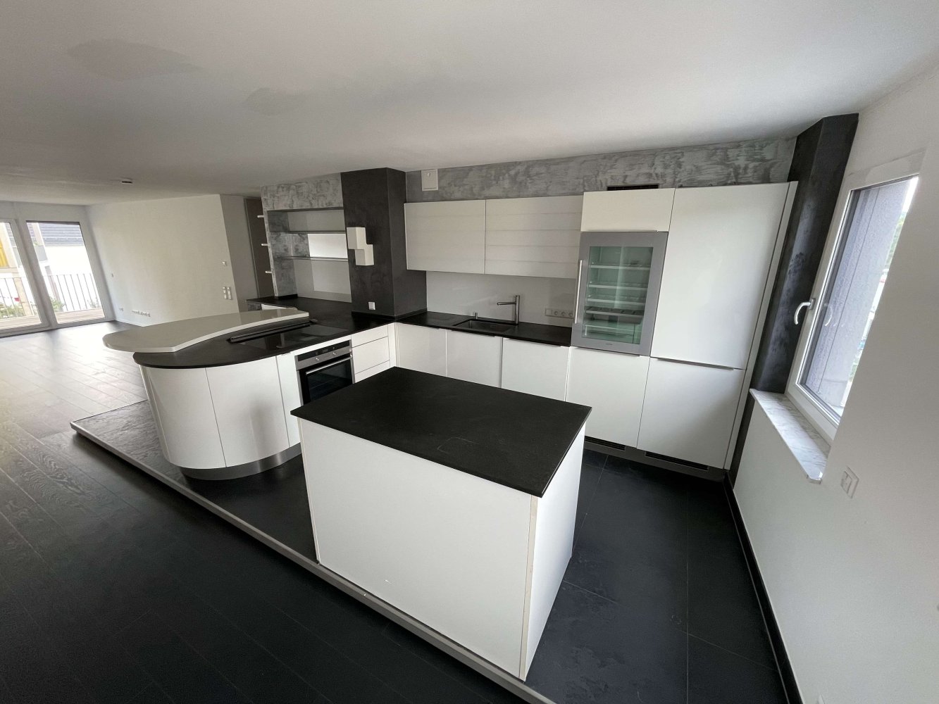 Apartamento de 3 dormitorios en Stuttgart, Germany No. 225353