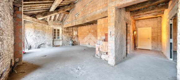 4-Zimmer Wohnung in Reggio Emilia, Italy, Nr. 5686 18