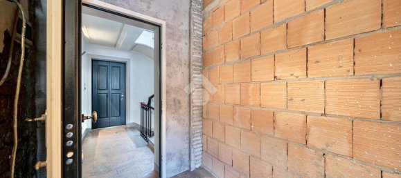 4-Zimmer Wohnung in Reggio Emilia, Italy, Nr. 5686 23