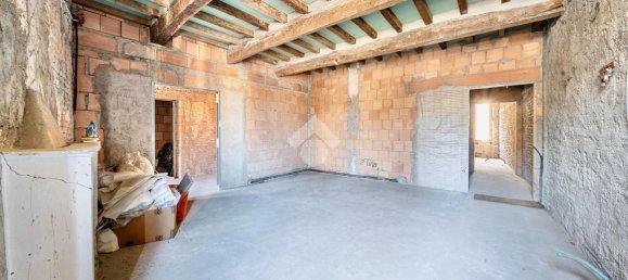 4-Zimmer Wohnung in Reggio Emilia, Italy, Nr. 5686 15