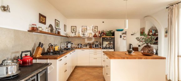 18 rooms Villa in Passignano sul Trasimeno, Italy No. 124528 24