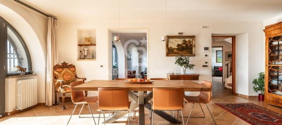 18 rooms Villa in Passignano sul Trasimeno, Italy No. 124528 25