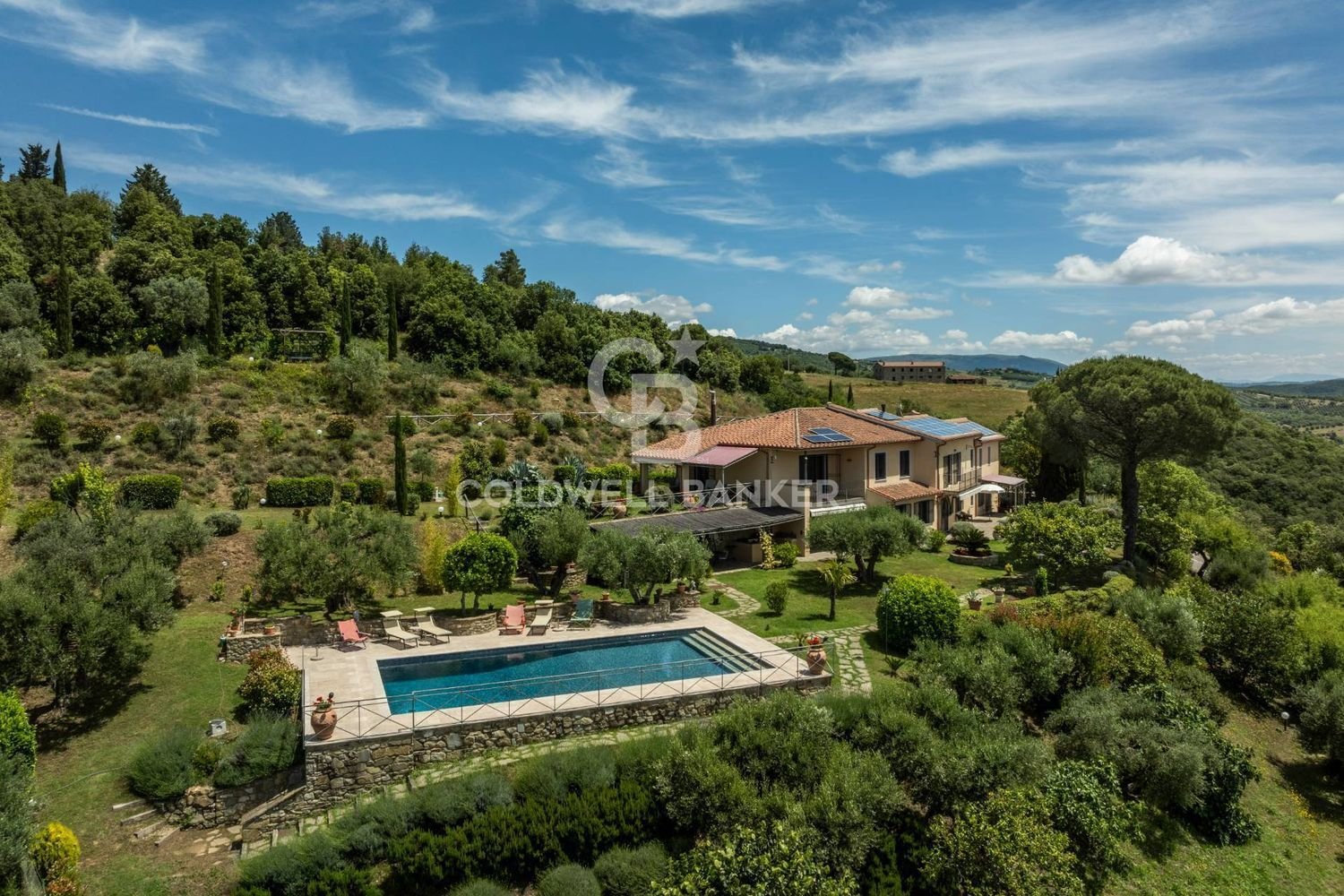 18 rooms Villa in Passignano sul Trasimeno, Italy No. 124528