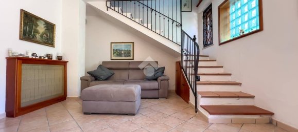 3 bedrooms House in Formia, Italy No. 280883 17