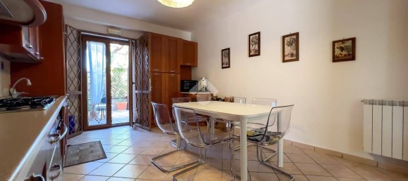 3 bedrooms House in Formia, Italy No. 280883 11